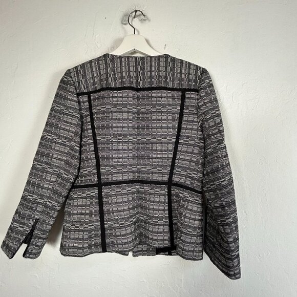 Classiques Entier Womens Blazer Jacket Size 6P Black & White Plaid Linen Blend - Picture 2 of 8